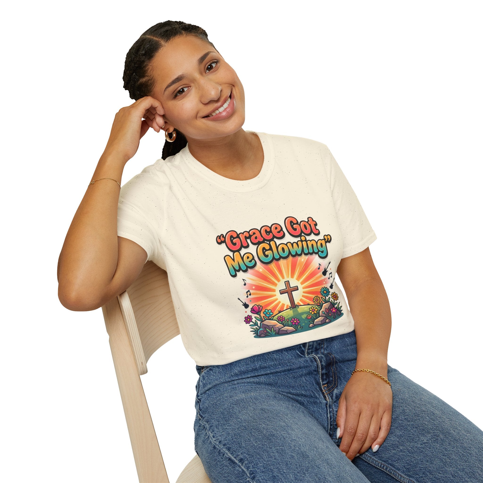 T-Shirt — "Grace Got Me Glowing" Christian Retro Sunrise Faith Tee